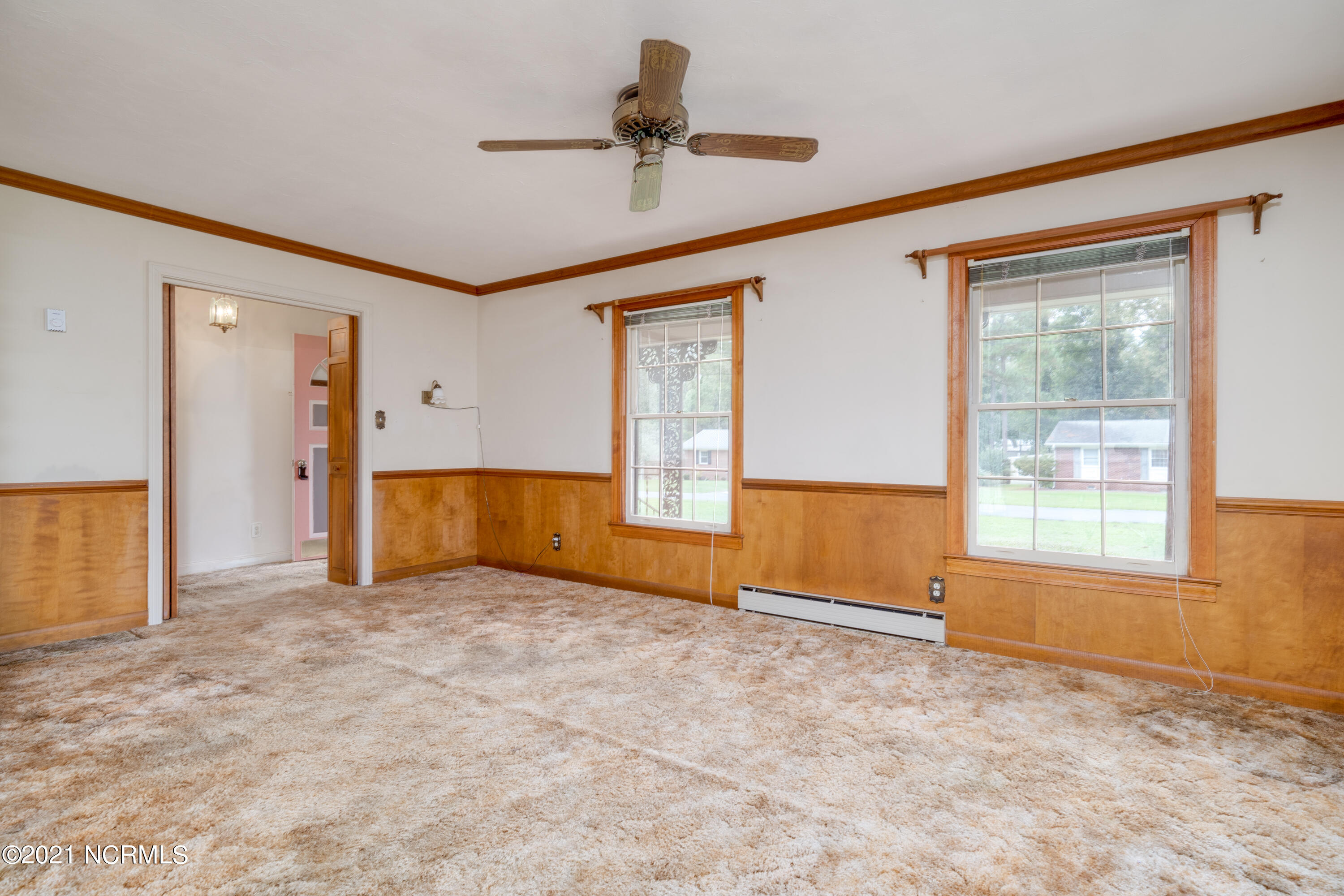 109 Sunset Road Wallace, NC 28466 - Photo 4 of 15 109SunsetDr-8