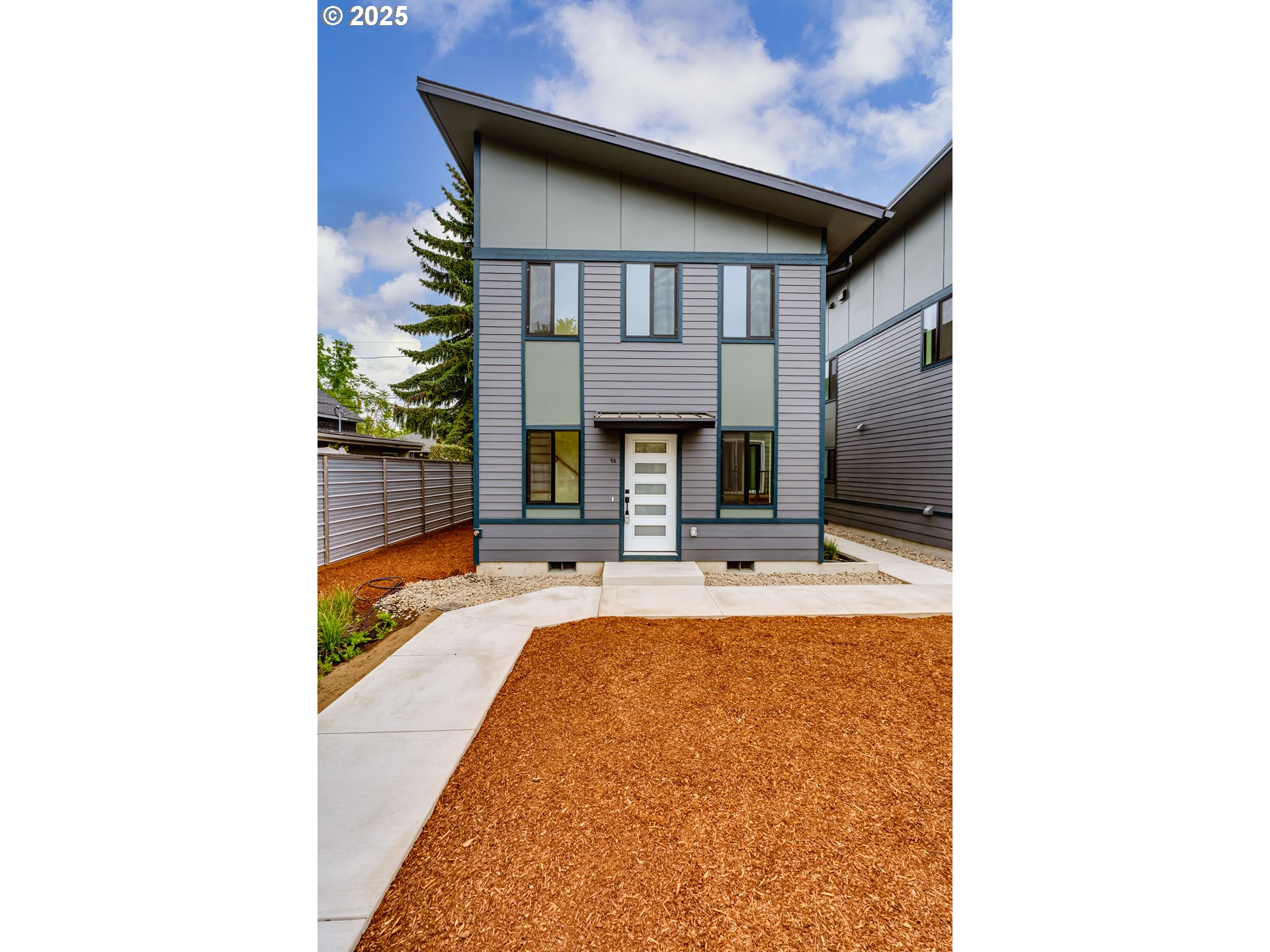 9 Monroe Street, Unit A Eugene, OR 97402 - Photo 2 of 27