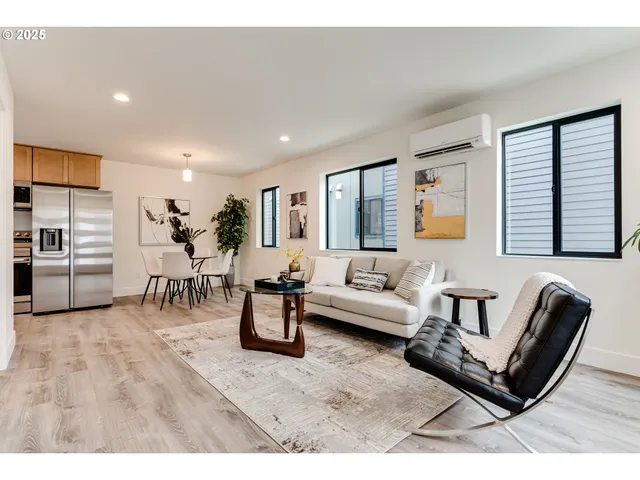 $350,000 | 9 Monroe Street, Unit A, Eugene, OR 97402