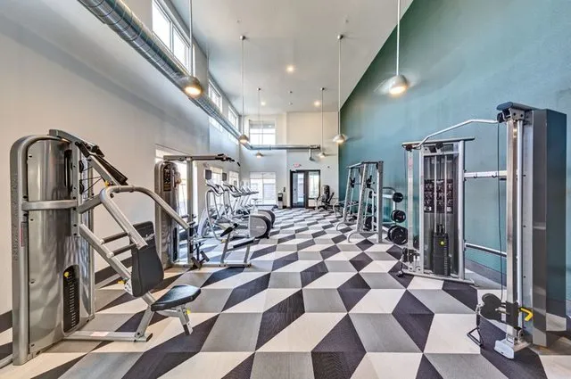 $2,113 | 670 East Algonquin Road, Unit 4311, Schaumburg, IL 60173