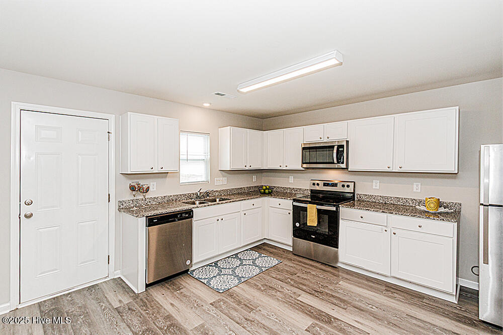 1241 Fescue Road Rocky Mount, NC 27801 - Photo 5 of 17 Stainless steel appliances, granite countertops and pantry
