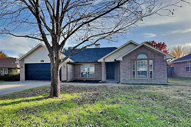 $2,100 | 2507 Boulder Drive, Corinth, TX 76210