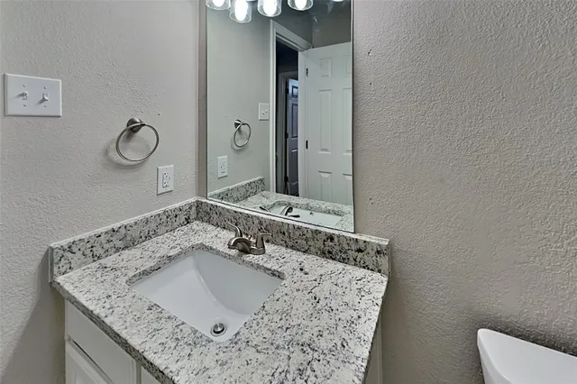 $2,100 | 2507 Boulder Drive, Corinth, TX 76210