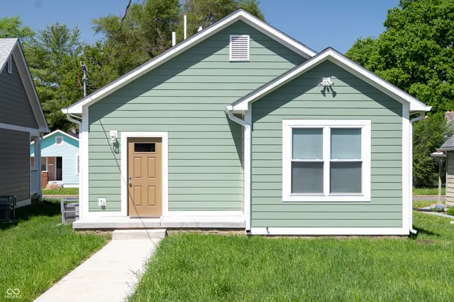 $205,000 | 1407 North Pershing Avenue, Indianapolis, IN 46222