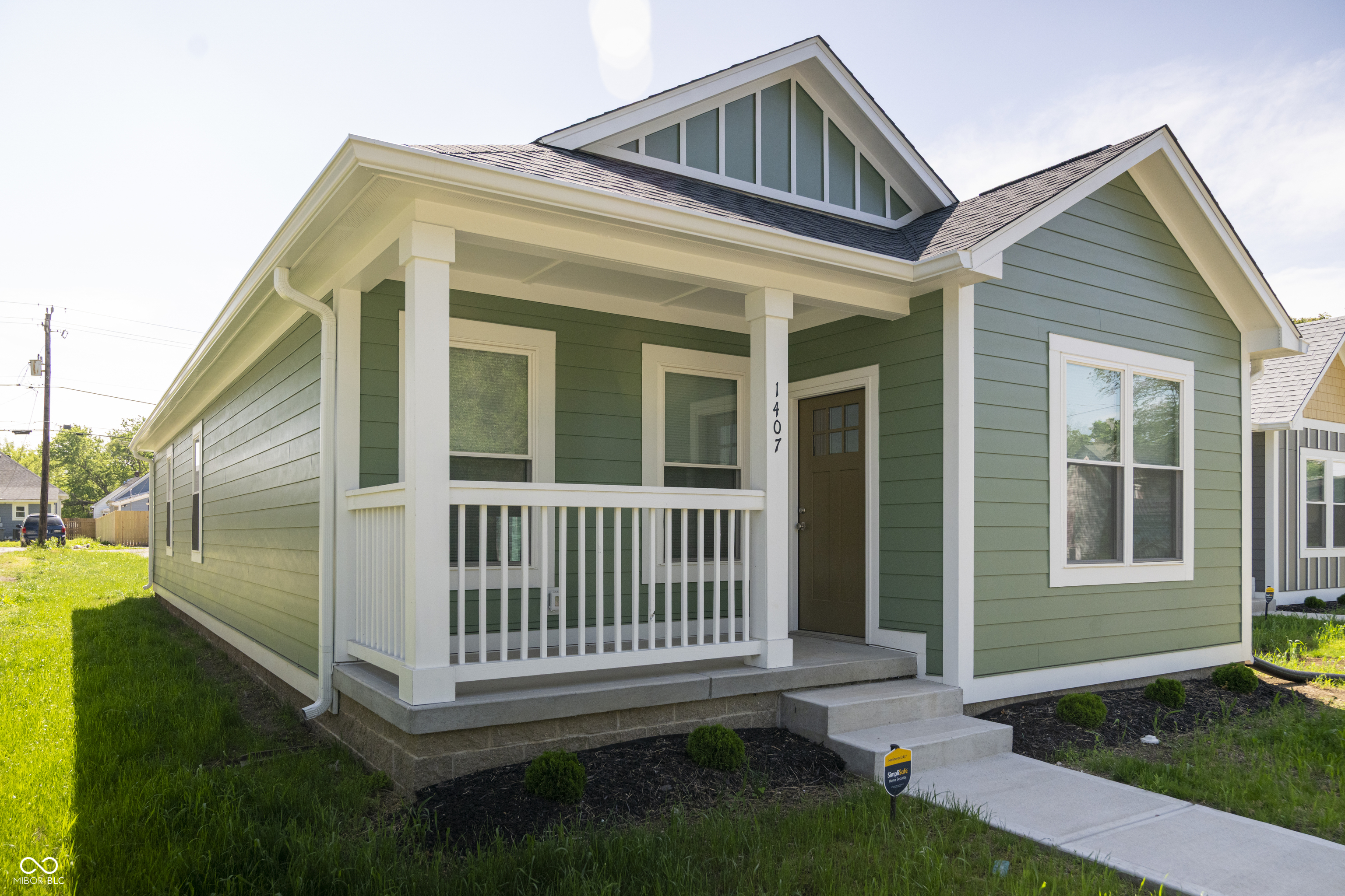 1407 North Pershing Avenue Indianapolis, IN 46222 - Photo 2 of 13