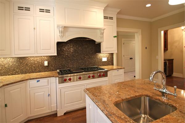15 Cornell Road Wellesley, MA 02482 - Photo 8 of 30