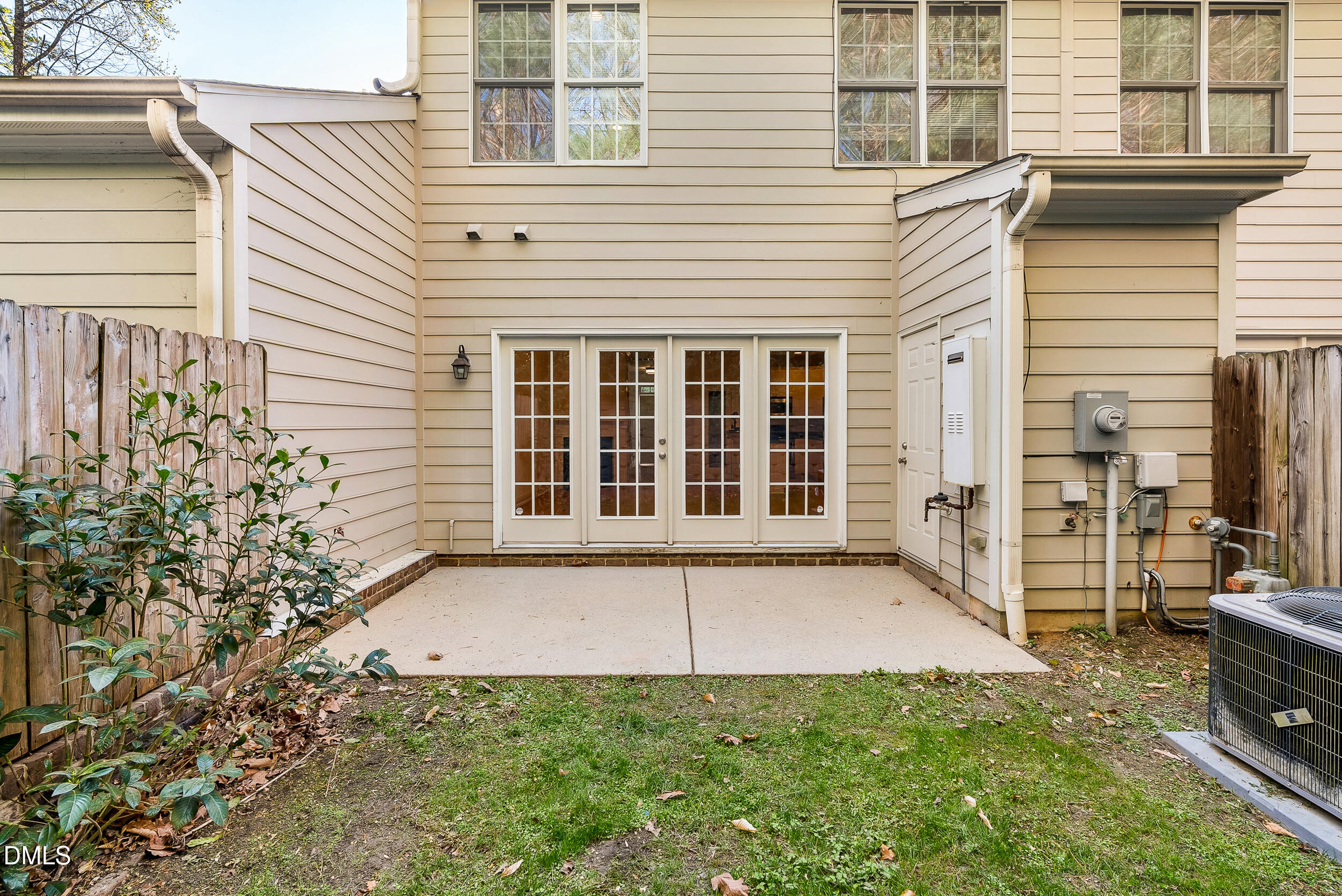 2822 Pickett Road, Unit 154 Durham, NC 27705 - Photo 24 of 31 a view of a house with backyard