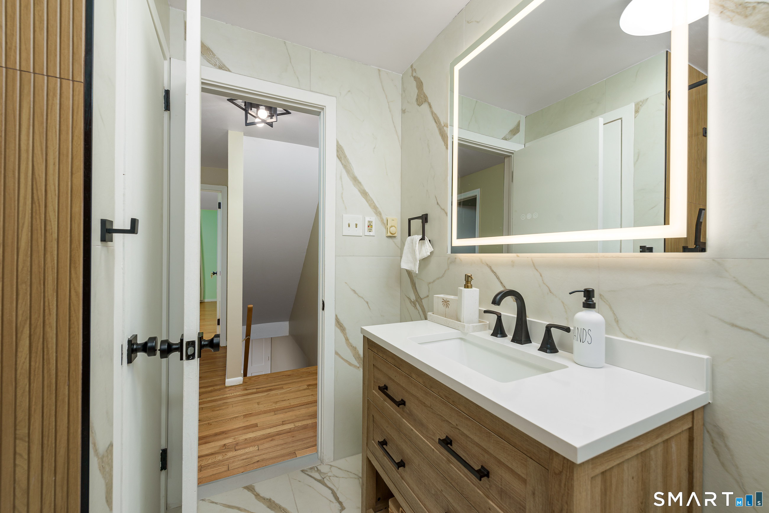 280 East Main Street, Unit E6 Clinton, CT 06413 - Photo 13 of 21 Gallery Image 13