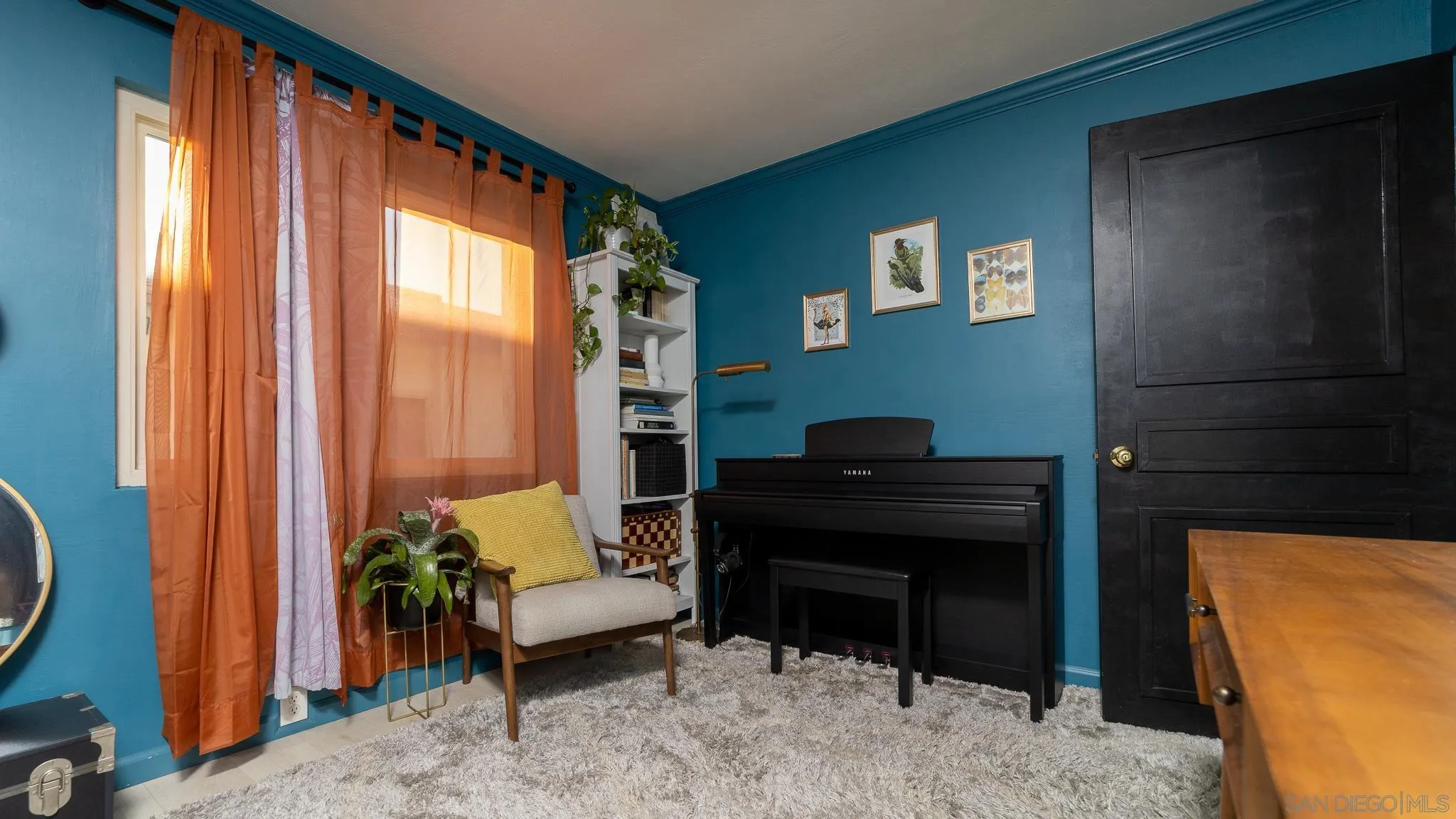 6358 Rancho Mission Road, Unit 624 San Diego, CA 92108 - Photo 9 of 23 a living room with furniture and a window
