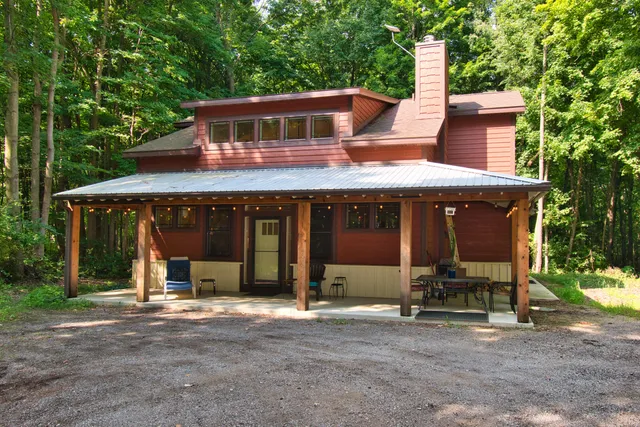 $489,000 | 824 North Philip Road, Niles, MI 49120