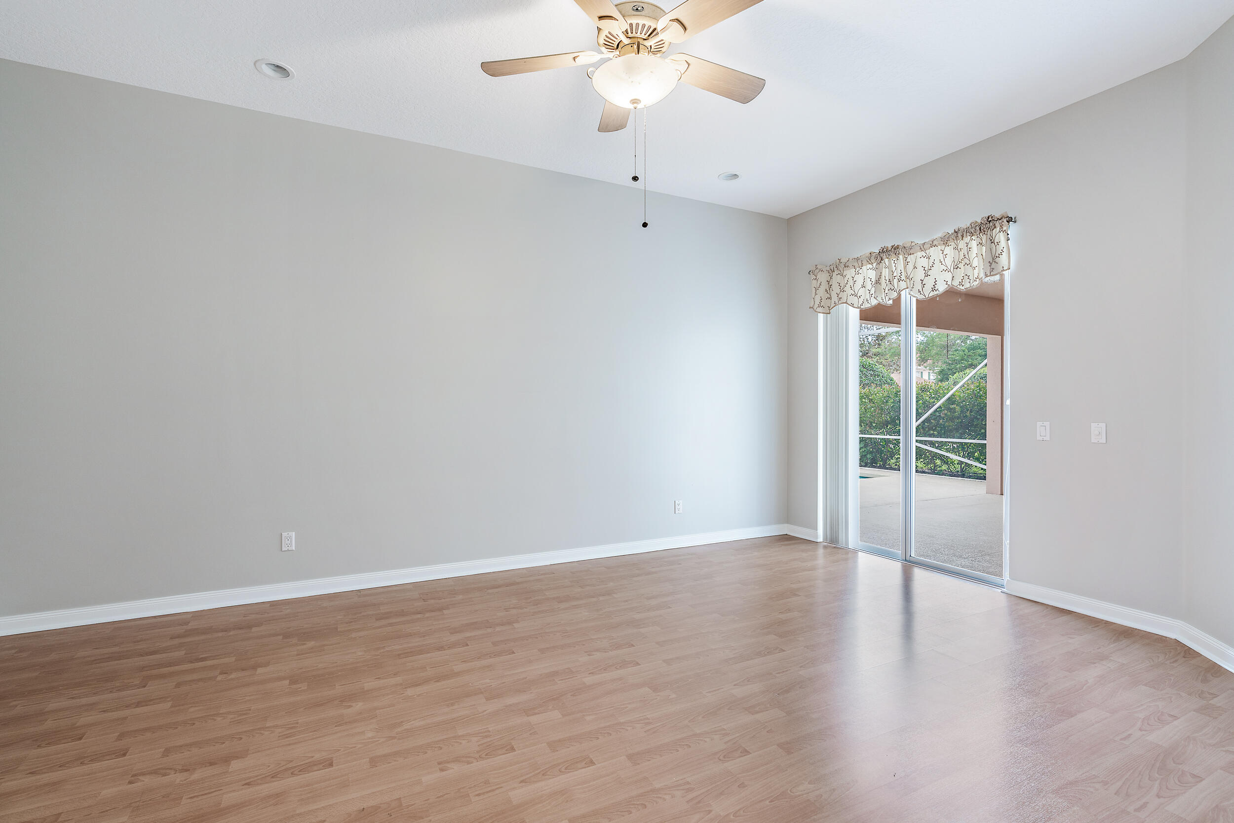 113 Rockingham Road Jupiter, FL 33458 - Photo 13 of 39 Master Bedroom