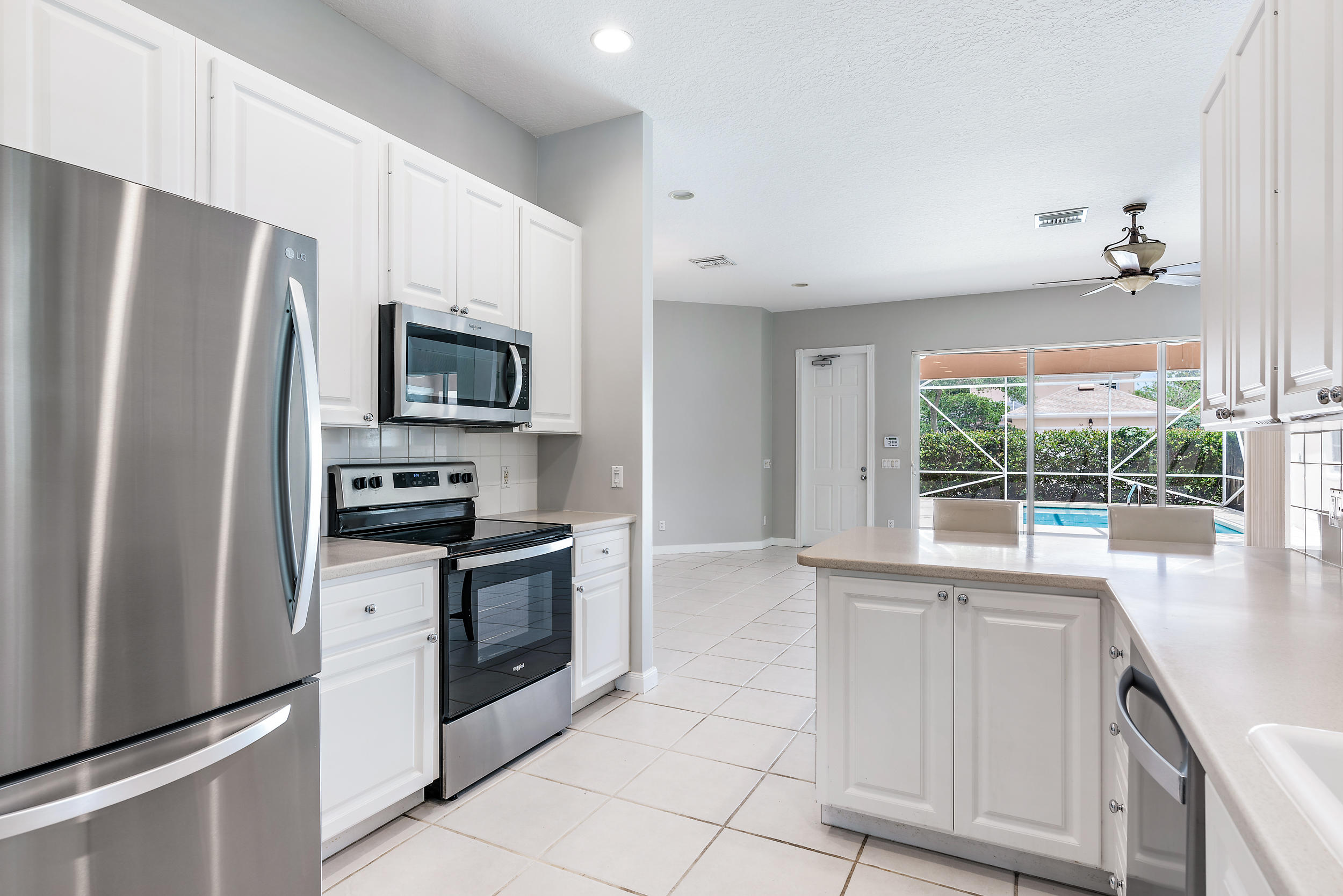 113 Rockingham Road Jupiter, FL 33458 - Photo 4 of 39 Stainless Steel Appliances