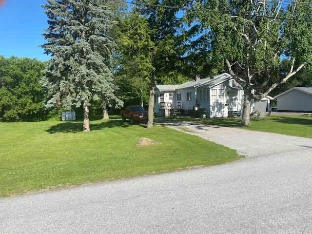 12 Adams Street St. Albans Town, VT 05478 - Photo 3 of 9