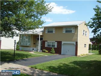1528 Rudolph Drive Bethlehem, PA 18018 - Photo 1 of 12 Exterior Front