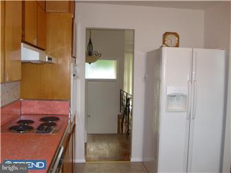 1528 Rudolph Drive Bethlehem, PA 18018 - Photo 5 of 12 Kitchen