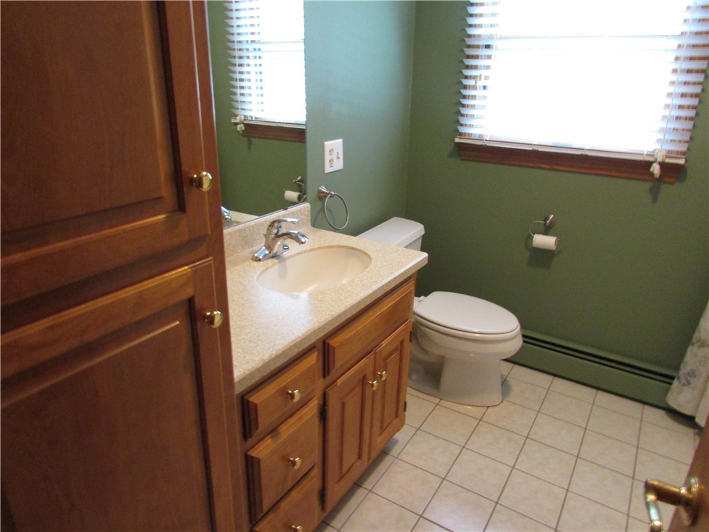 46 Tifft Road North Smithfield, RI 02896 - Photo 18 of 25
