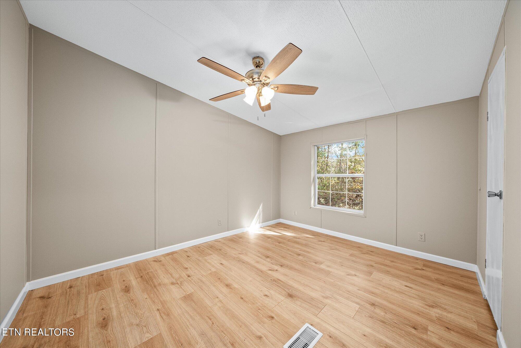 570 Tom Welch Road Crossville, TN 38571 - Photo 19 of 36 Bedroom 2