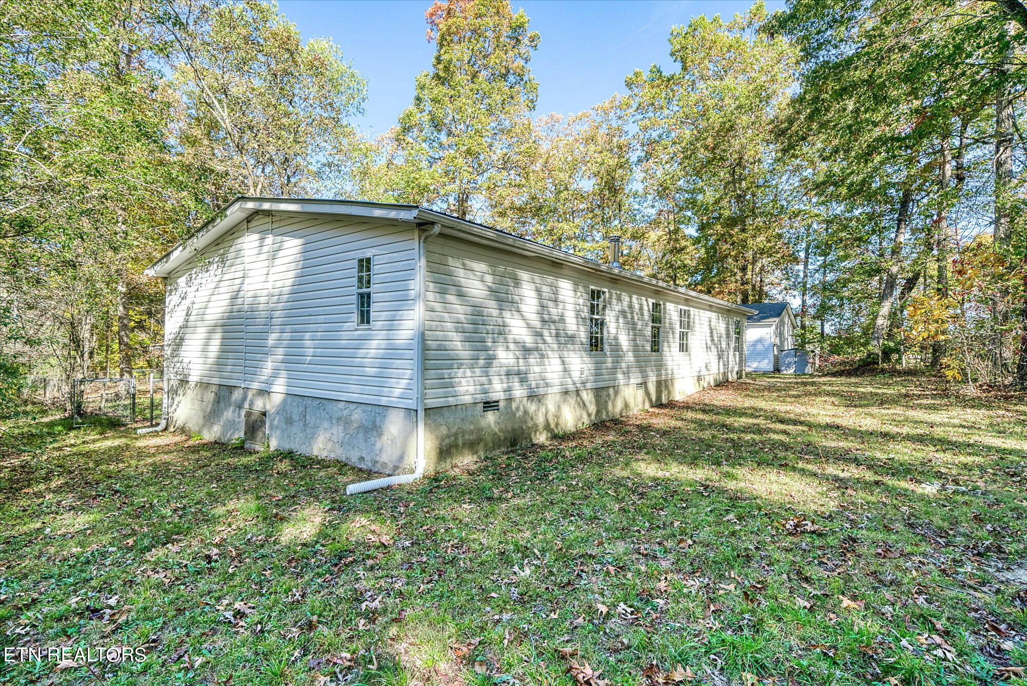 570 Tom Welch Road Crossville, TN 38571 - Photo 29 of 36 Backyard