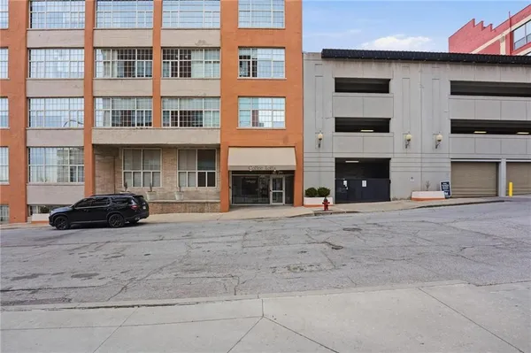 $419,000 | 321 West 7th Street, Unit 407, Kansas City, MO 64105