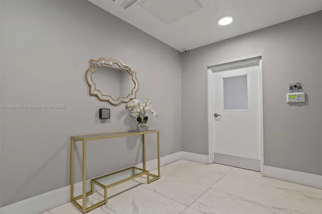 $440,000 | 10950 Northwest 82nd Street, Unit 109, Doral, FL 33178