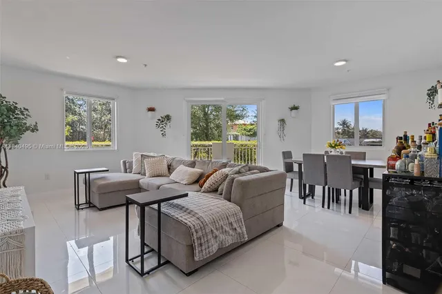 $440,000 | 10950 Northwest 82nd Street, Unit 109, Doral, FL 33178