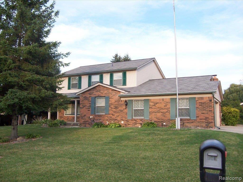 909 Dickson Lane Rochester, MI 48307 - Photo 1 of 1 Front