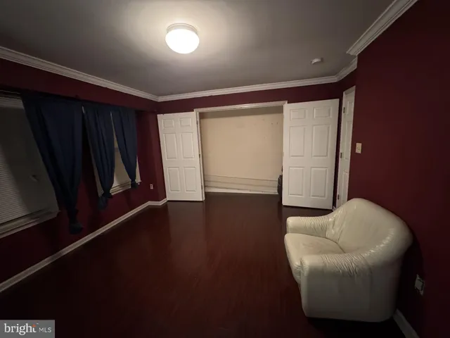 a view of livingroom with furniture and wooden floor