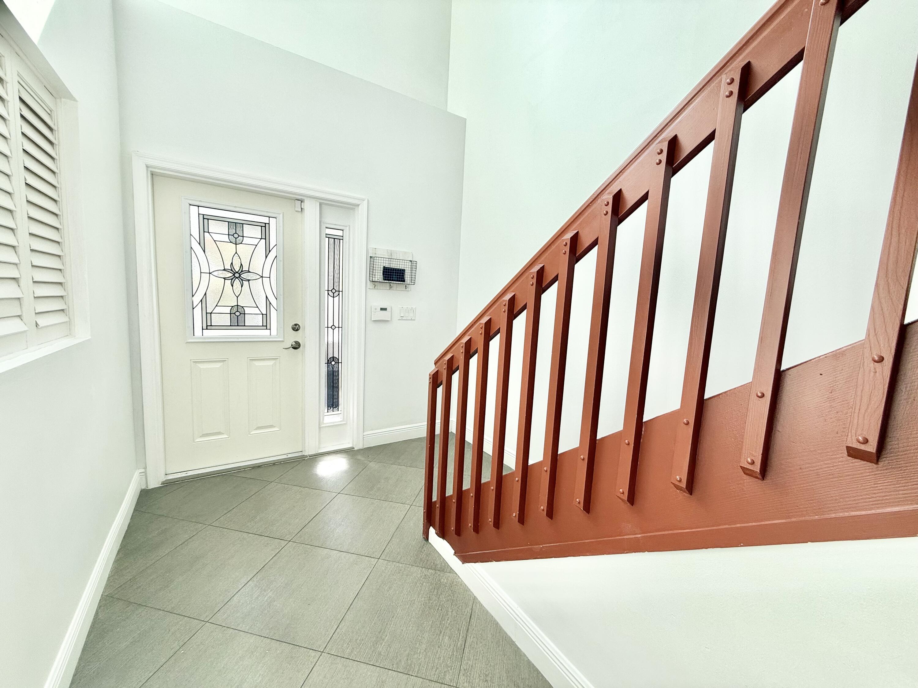 9190 Boca Gardens Parkway, Unit B Boca Raton, FL 33496 - Photo 19 of 35 FOYER