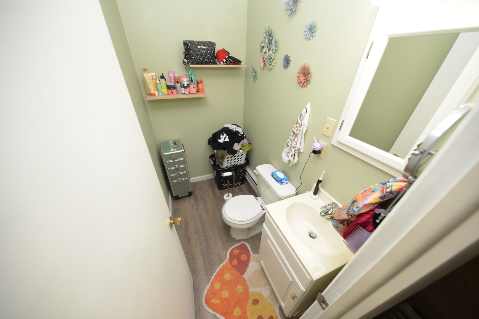 8 East Crownview Mount Vernon, IL 62864 - Photo 21 of 27 a bathroom with a sink toilet and a mirror