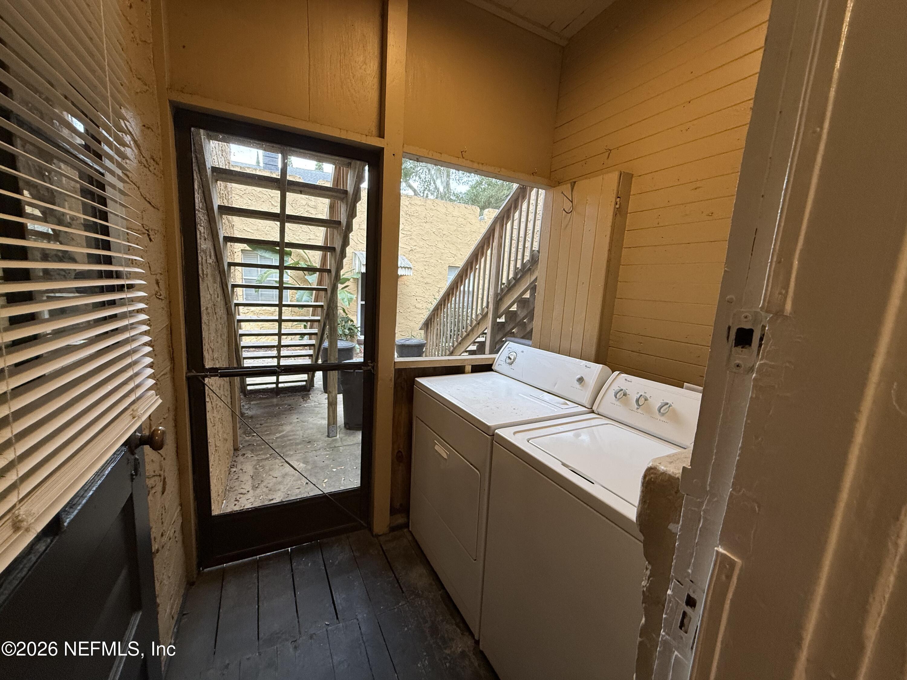 3201 Riverside Avenue, Unit 3207 Jacksonville, FL 32205 - Photo 13 of 13 3207 Laundry