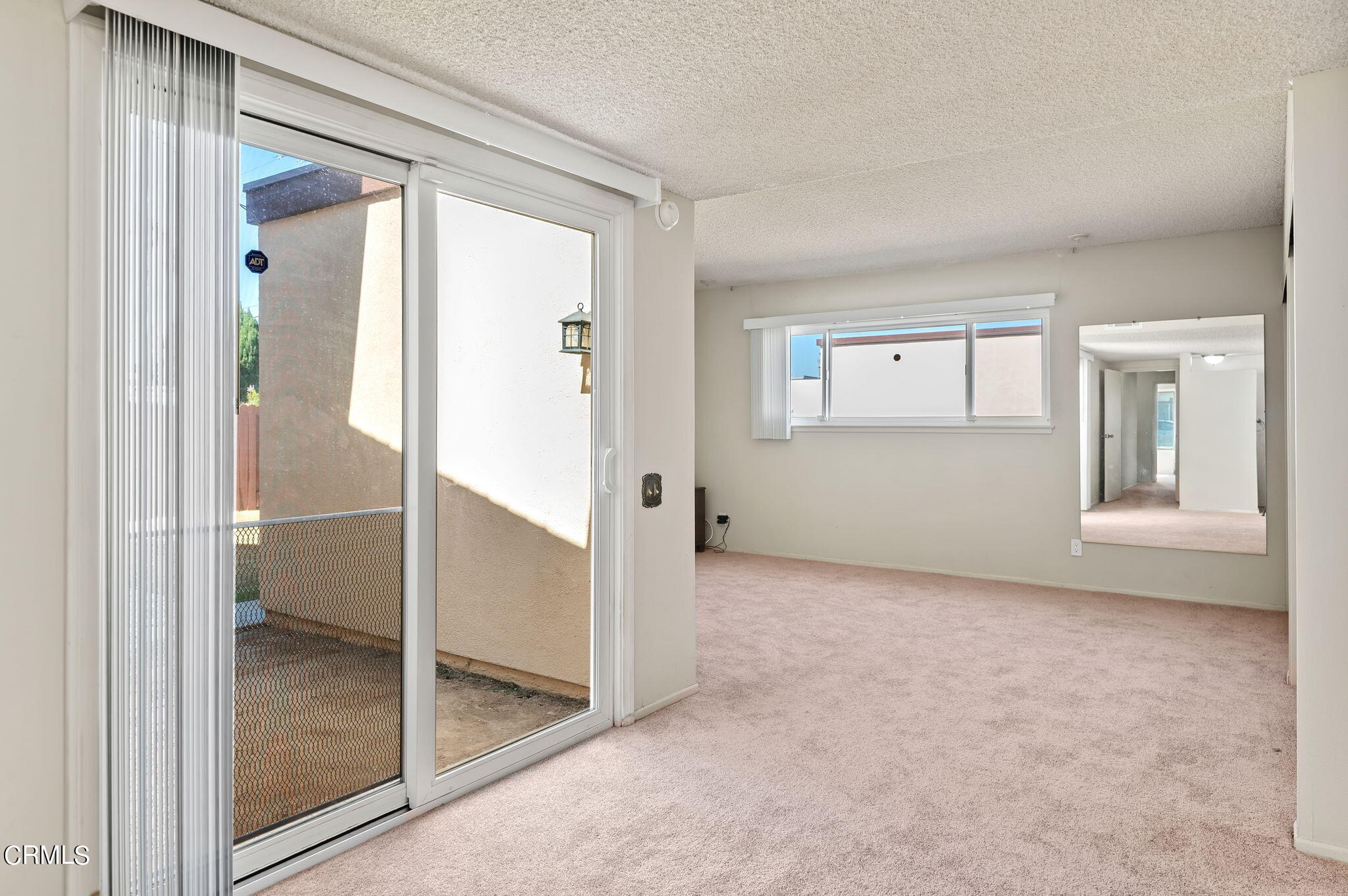 1150 Camelot Way Oxnard, CA 93030 - Photo 11 of 30 8-web-or-mls-08 - Primary Bedroom