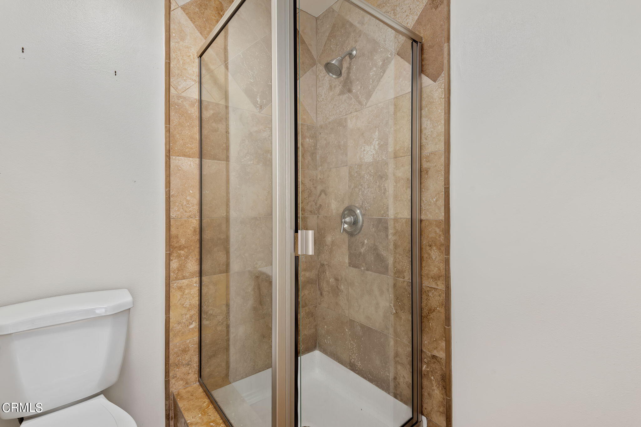 1150 Camelot Way Oxnard, CA 93030 - Photo 17 of 30 12-web-or-mls-12 - Primary Bathroom