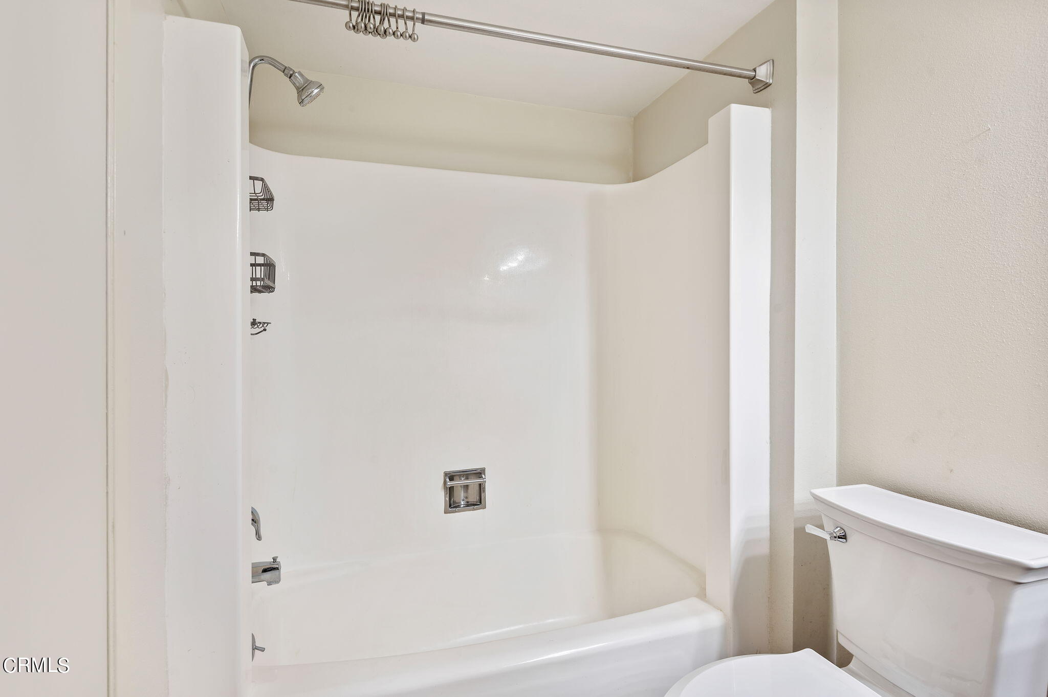 1150 Camelot Way Oxnard, CA 93030 - Photo 20 of 30 15-web-or-mls-15 - Bathroom 2