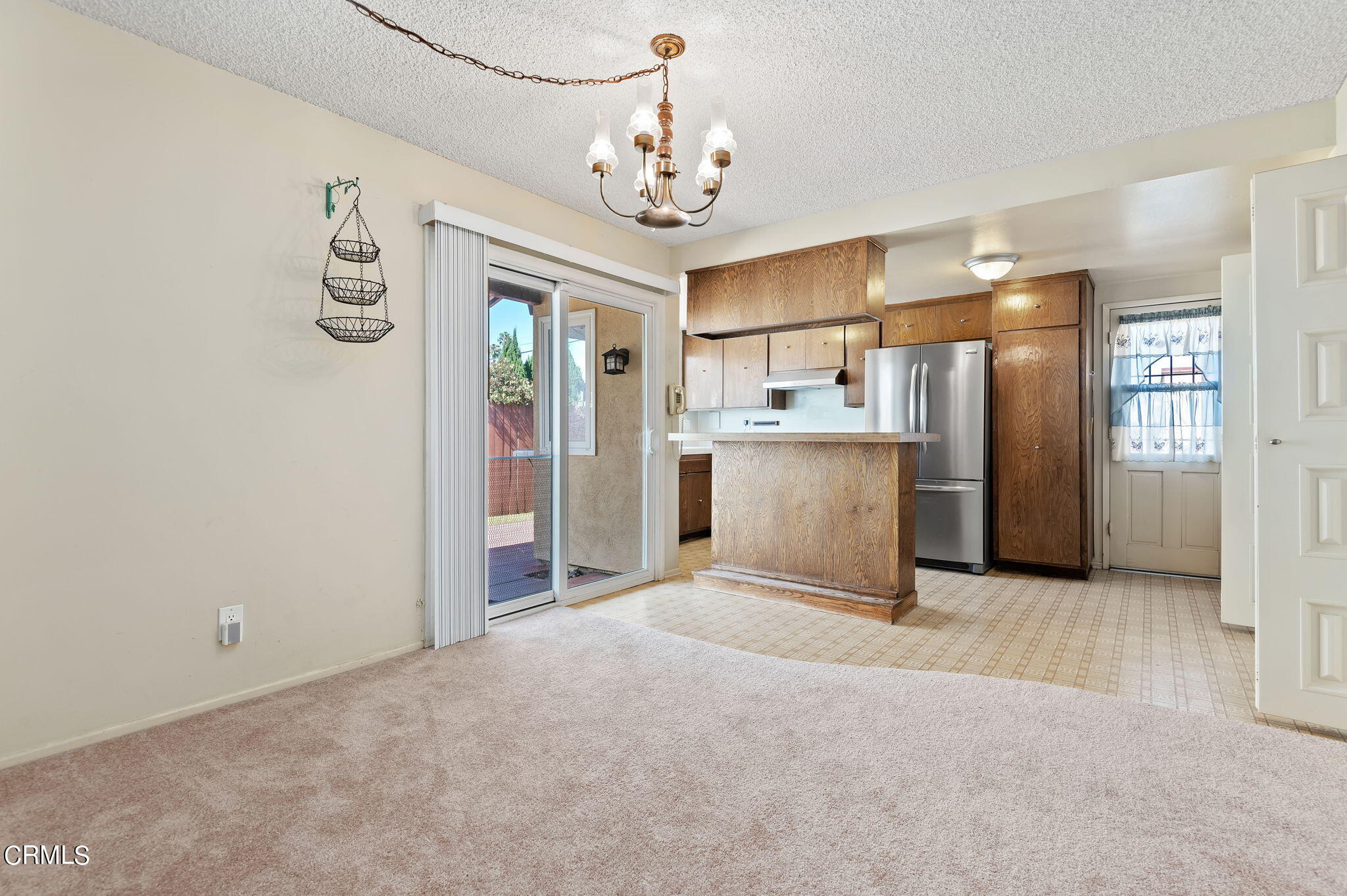 1150 Camelot Way Oxnard, CA 93030 - Photo 9 of 30 6-web-or-mls-06 - Dining