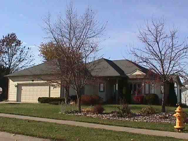 4958 Heatherstone Road Bettendorf, IA 52722 - Photo 1 of 1 Gallery Image 1