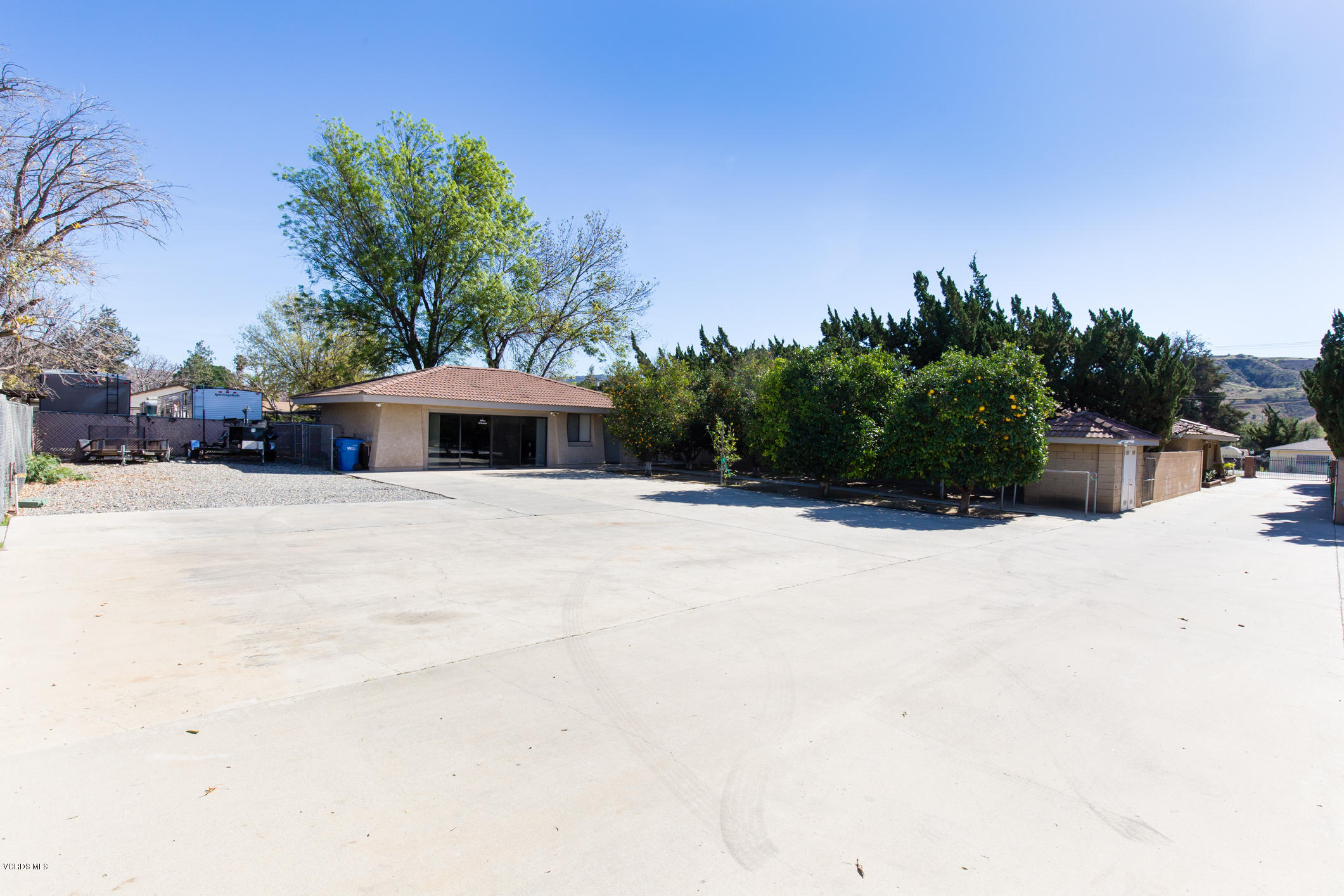 4973 Leeds Street Simi Valley, CA 93063 - Photo 33 of 50 IMG_7032