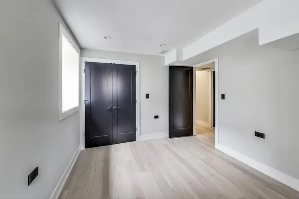 $5,250 | 1311 North Rockwell Street, Unit 1, Chicago, IL 60622
