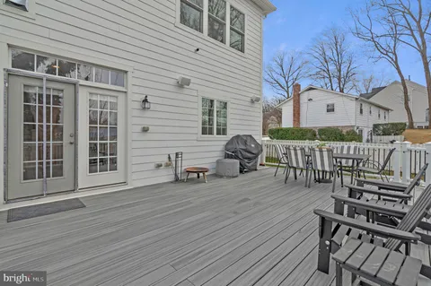 $2,750,000 | 362 Park Street Northeast, Vienna, VA 22180