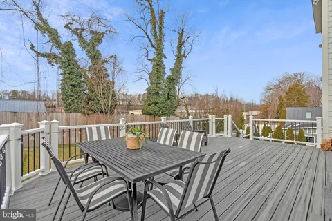 $2,750,000 | 362 Park Street Northeast, Vienna, VA 22180