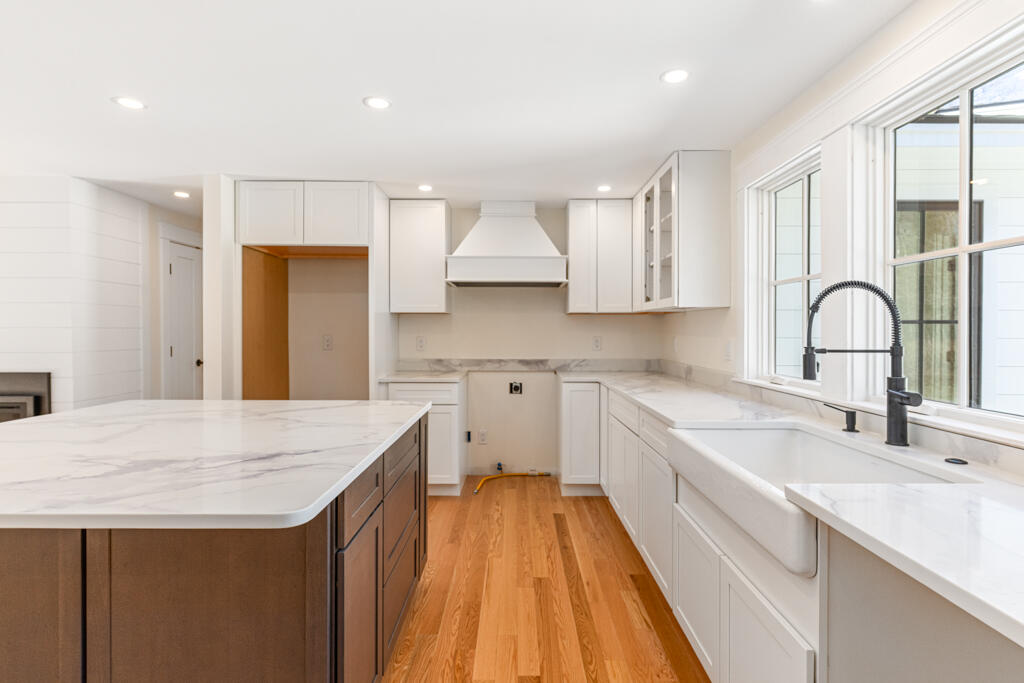 505 Mitchell Road Cape Elizabeth, ME 04107 - Photo 17 of 77 DSC05110