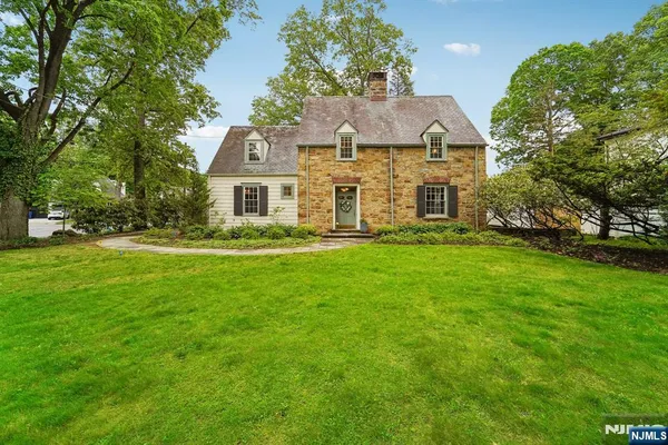 $8,500 | 88 Depeyster Avenue, Tenafly, NJ 07670