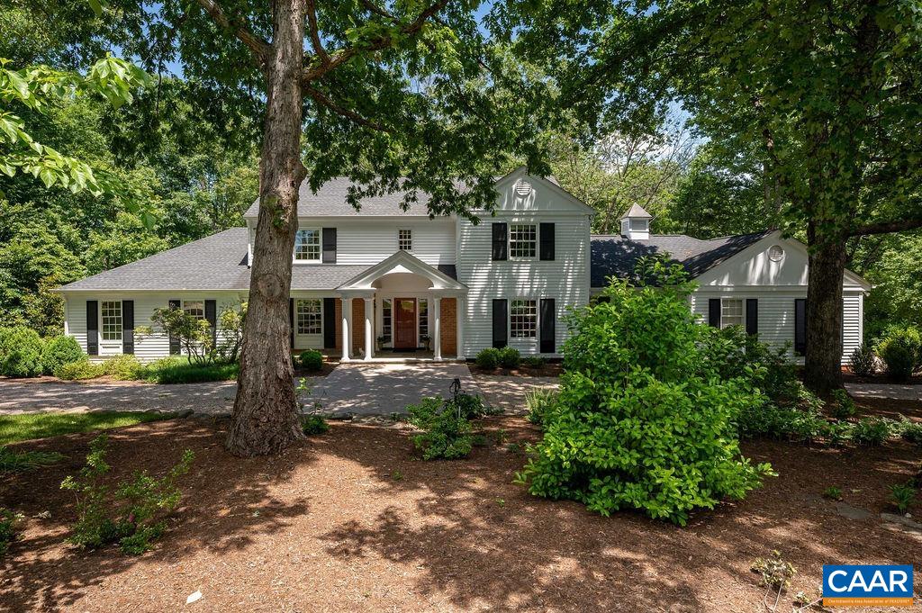 969 Tanglewood Road Charlottesville, VA 22901 - Photo 1 of 62 a front view of a house with a yard