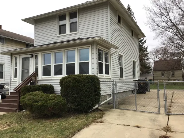 $139,900 | 214 Detroit Street, Trenton, MI 48183