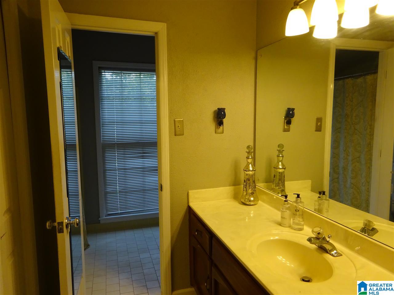 2620 Buckboard Road Birmingham, AL 35244 - Photo 9 of 24