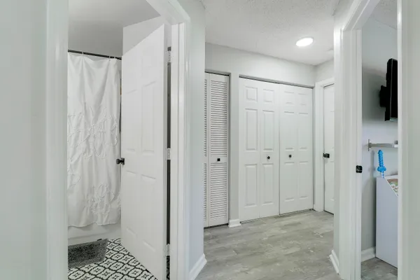 $389,999 | 226 Foxtail Drive, Greenacres, FL 33415