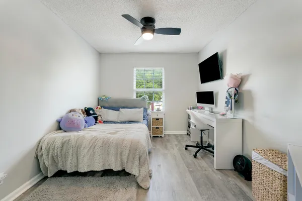 $389,999 | 226 Foxtail Drive, Greenacres, FL 33415