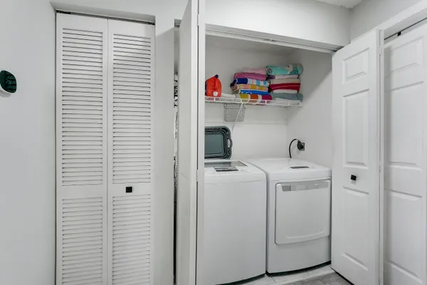 $389,999 | 226 Foxtail Drive, Greenacres, FL 33415