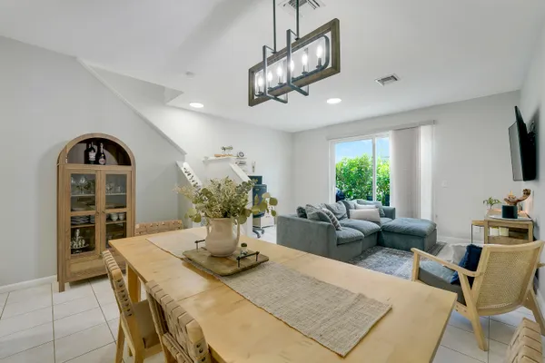 $389,999 | 226 Foxtail Drive, Greenacres, FL 33415