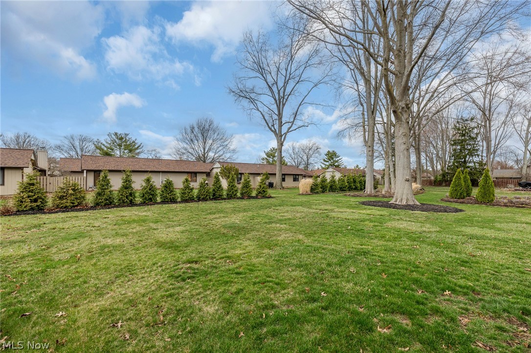 10810 Gate Post Road Strongsville, OH 44149 - Photo 35 of 36 Gallery Image 35