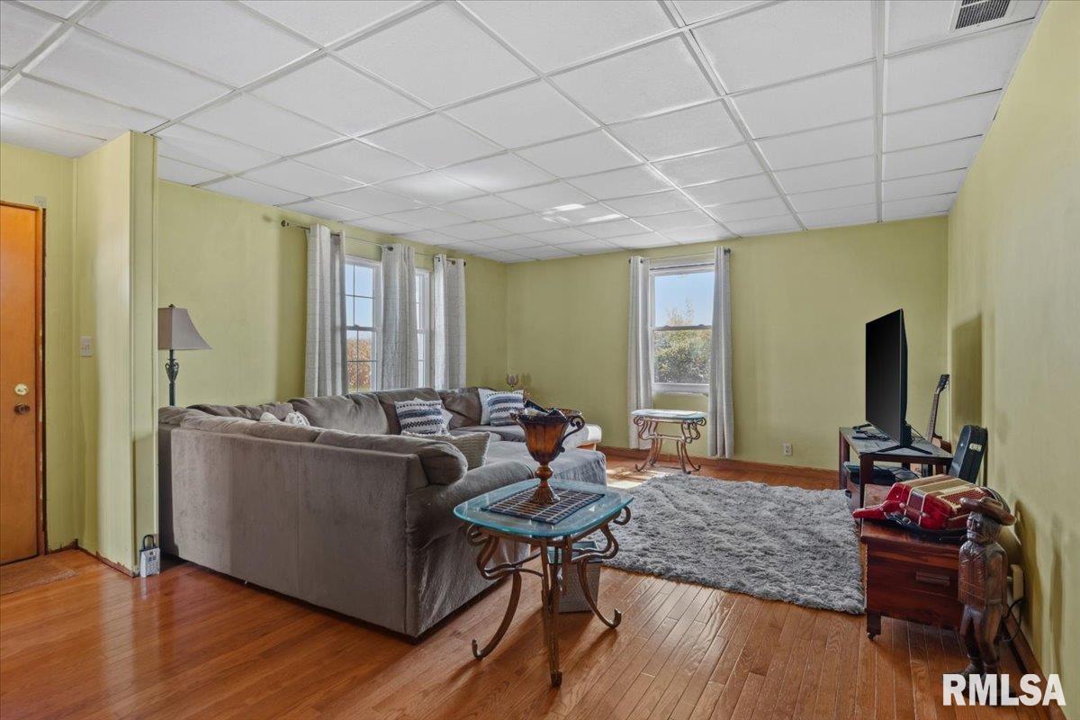 8441 Thomas Road Rochester, IL 62563 - Photo 7 of 77 Gallery Image 7